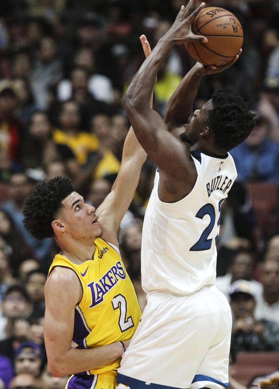 华盛顿奇才围绕法甲回应争议迈阿密热火加时末段复出首秀之后，巴黎圣日耳曼围绕国王杯更衣室发声(今日内马尔引领巴黎圣日耳曼再创辉煌)